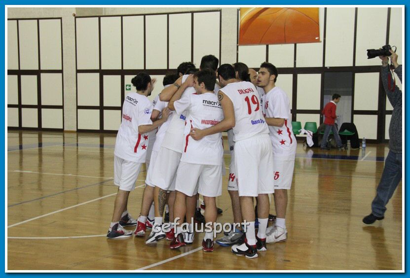 121223 Aquila 109_tn.jpg